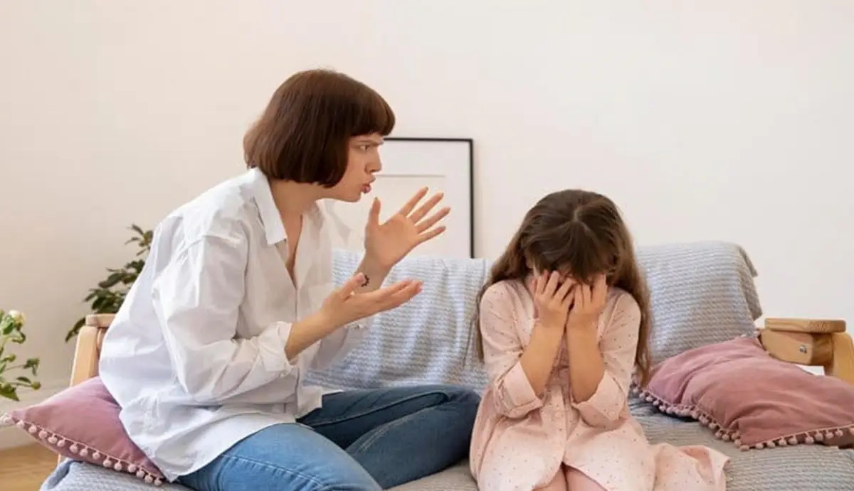 ciri orang tua otoriter